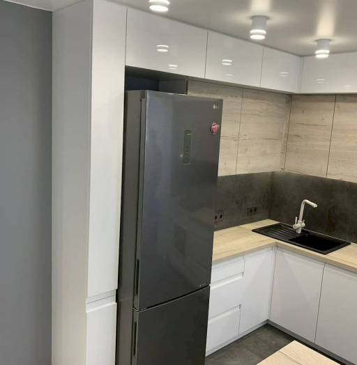 Белый кухонный гарнитур-Кухня МДФ в эмали «Модель 670»-фото8
